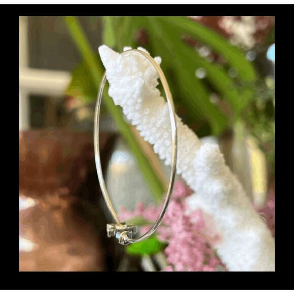 Ice Blossom Bracelet Swarovski Crystals Statement Bracelet - Picture 6 of 11